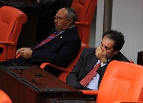 Meclis'te okey oynayan vekiller - Resim 8