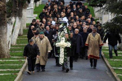 Soney Vural son yolculuğuna uğurlandı - Resim 8