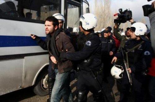 ODTÜ'de Başbakan'a protesto - Resim 12