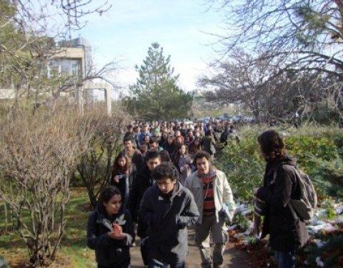 ODTÜ'de Başbakan'a protesto - Resim 3