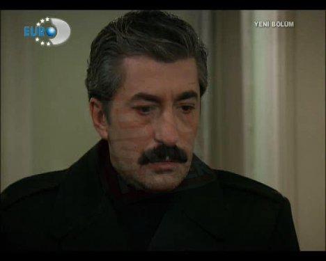 Öyle Bir Geçer Zaman ki - Mete evi yaktı - Resim 48