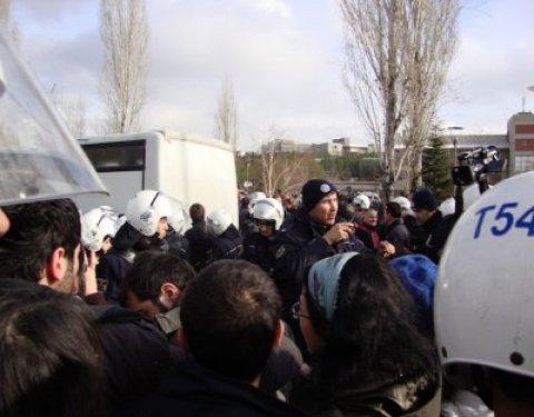 ODTÜ'de Başbakan'a protesto - Resim 9