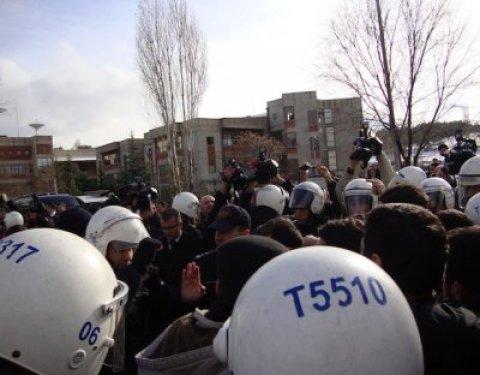 ODTÜ'de Başbakan'a protesto - Resim 7
