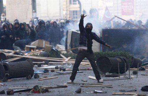 İtalya öğrenci protestosu - Resim 13