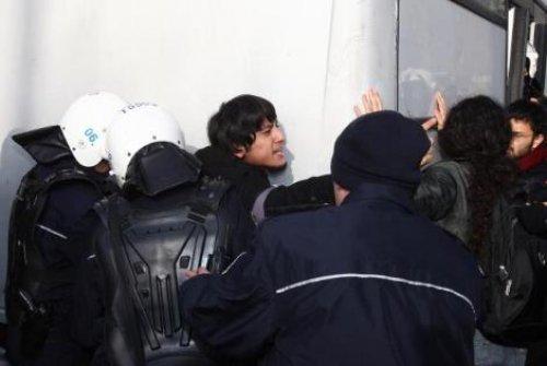 ODTÜ'de Başbakan'a protesto - Resim 13
