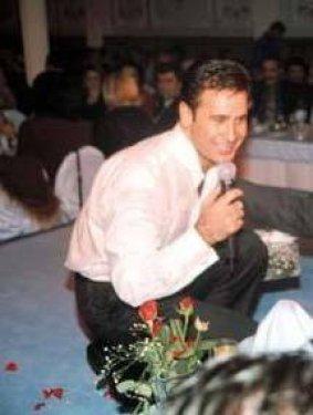 Tek kadınla yetinmediler