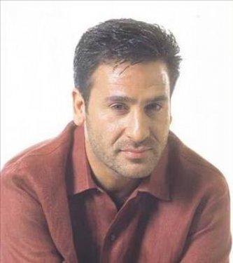 Tek kadınla yetinmediler