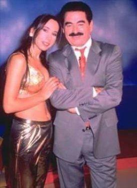 Tek kadınla yetinmediler