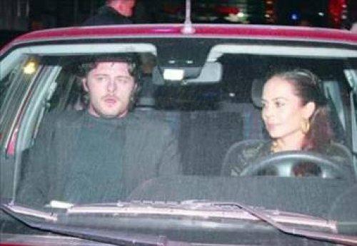 Tek kadınla yetinmediler