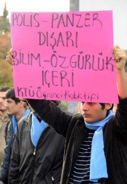 KTÜ'lü öğrencilerden protesto - Resim 2