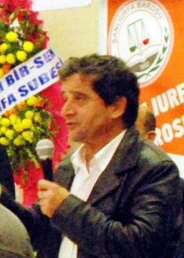 Mümtazer Türköne'ye protesto - Resim 4