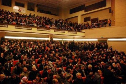 Mümtazer Türköne'ye protesto - Resim 3