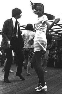 70'li yılların moda akımı - Resim 19
