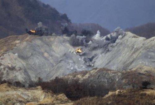 Güney Kore’den Kuzey’e gerçek bomba tatbikatı - Resim 4