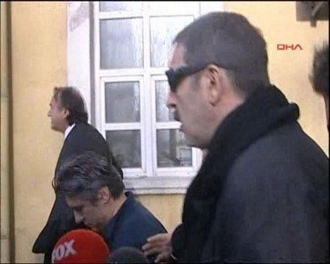 Nurgül Yeşilçay - Cem Özer