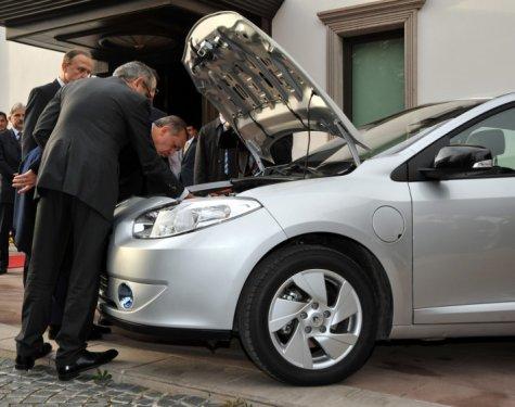 Erdoğan elektrikli Renault’u test etti  - Resim 8