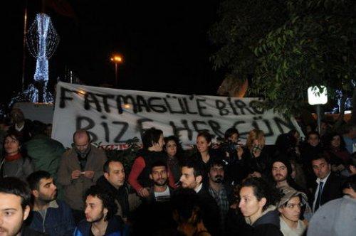 Ünlülerden yerli dizi yersiz uzun protestosu - Resim 47