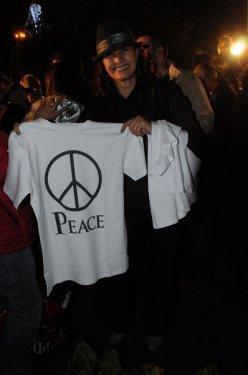 Ünlülerden yerli dizi yersiz uzun protestosu - Resim 22