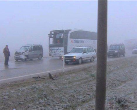 Ankara'da 50'den fazla araç birbirine girdi  - Resim 16