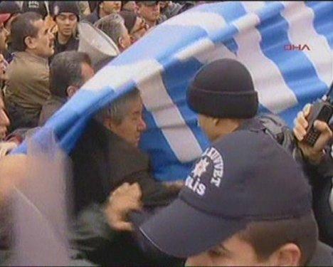 DİSK üyelerine polis müdahalesi  - Resim 9