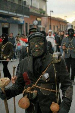 Farklı insanlar  farklı kültürler