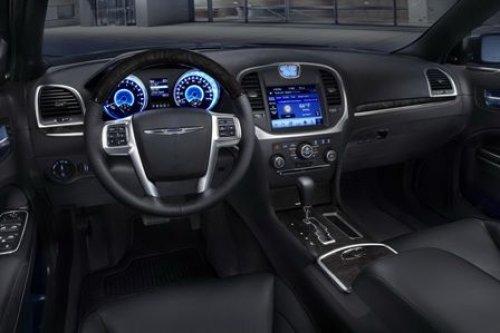 İşte yeni Chrysler 300 - Resim 35