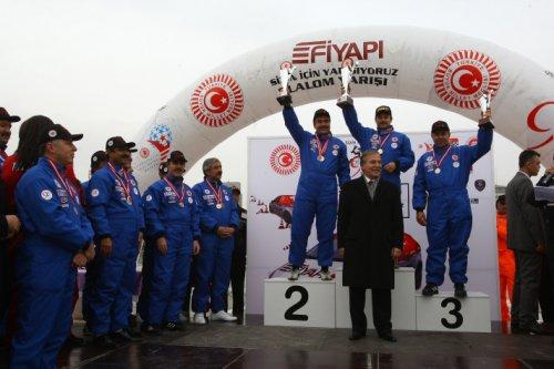 Vekillerin slalom yarışı - Resim 8