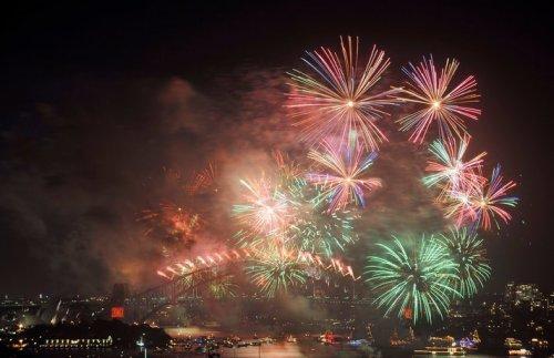 Dünyadan yeni yılı böyle karşıladı