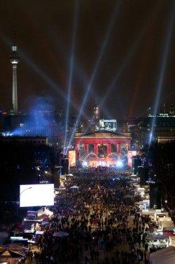 Dünyadan yeni yılı böyle karşıladı