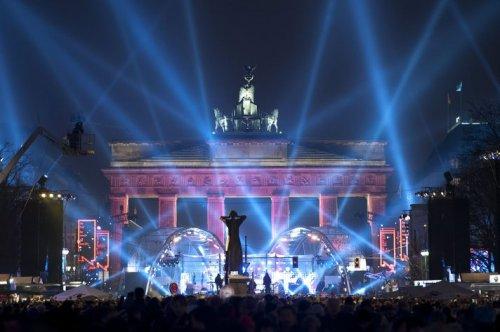 Dünyadan yeni yılı böyle karşıladı