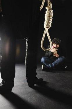 Kadın olmak zor iş