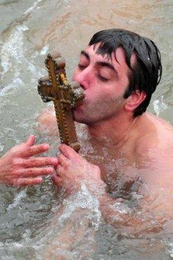 Balat'ta haç çıkarma töreni - Resim 7