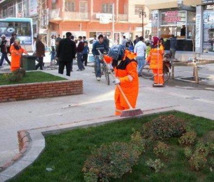 Belediyede çalışan kadın çöpçüler - Resim 10
