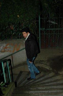 Keremcem sevgilisini bırakıp kaçtı - Resim 1