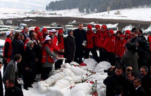 Erdoğan Sarıkamış Şehitleri'ni anma töreninde  - Resim 6