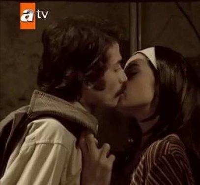 Ezel'in Selma'sı Zeynep Köse