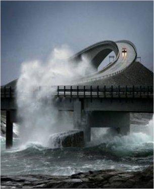 Kabus gibi yollar - Resim 4