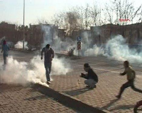 Şırnak Cizre savaş alanı gibi - Resim 8