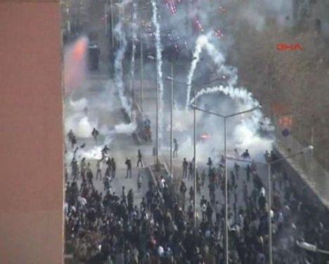 Şırnak Cizre savaş alanı gibi - Resim 13