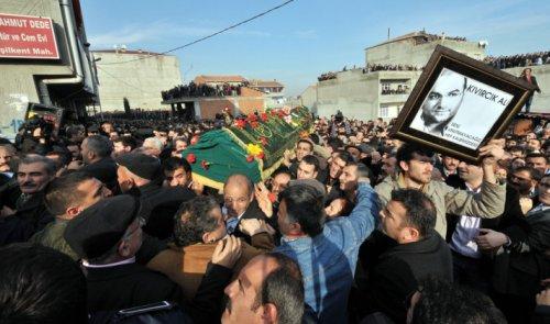 Kıvırcık Ali'nin cenazesinden görüntüler - Resim 5