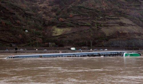 13 Ocak 2011-Günün Fotoğrafları - Resim 25