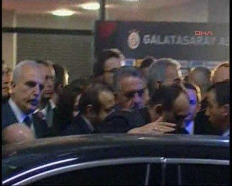 Erdoğan Türk Telekom Arena'yı terk etti