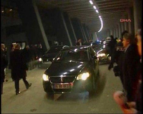 Erdoğan Türk Telekom Arena'yı terk etti