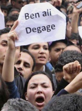 Tunus savaş alanına döndü - Resim 25
