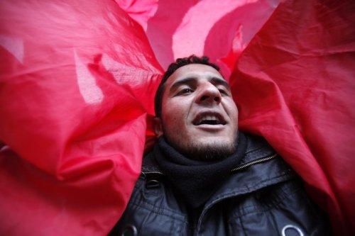 Tunus savaş alanına döndü - Resim 32