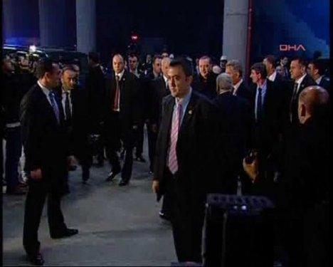 Erdoğan Türk Telekom Arena'yı terk etti