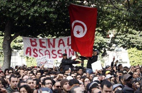 Tunus savaş alanına döndü - Resim 30