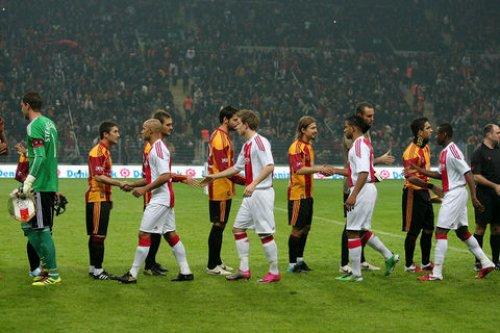 Ali Sami Yen Spor Kompleksi Türk Telekom Arena'dan kareler