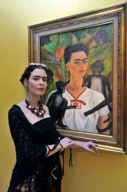 Pelin Batu Frida Kahlo oldu  - Resim 10