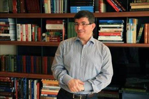 Ahmet Davutoğlu ile çok özel söyleşi